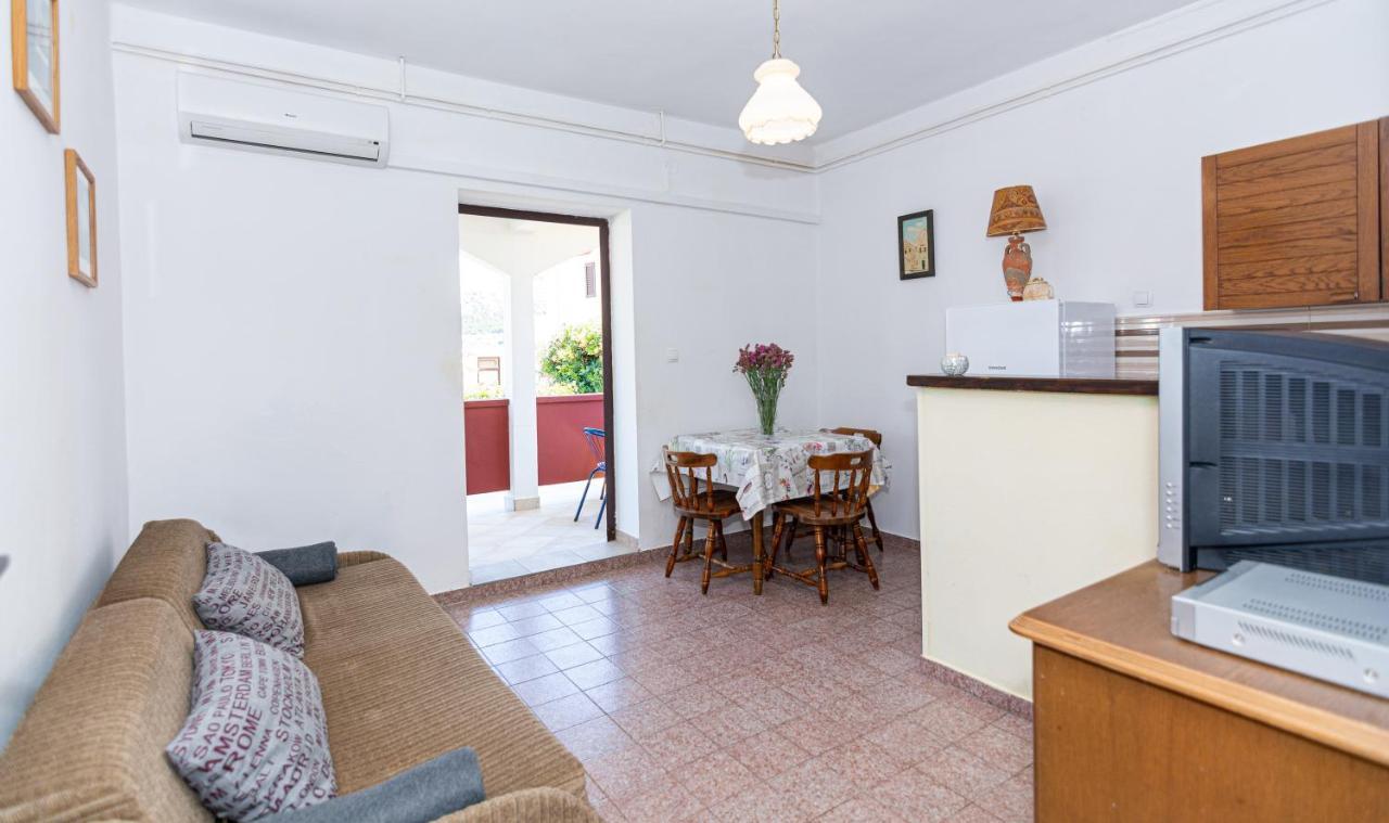 Apartment Plemic Паг Экстерьер фото