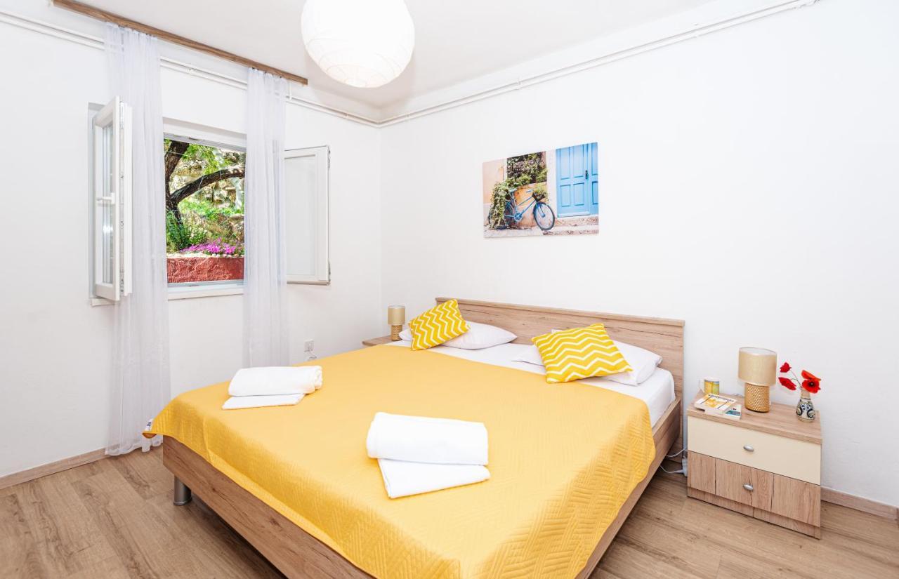 Apartment Plemic Паг Экстерьер фото