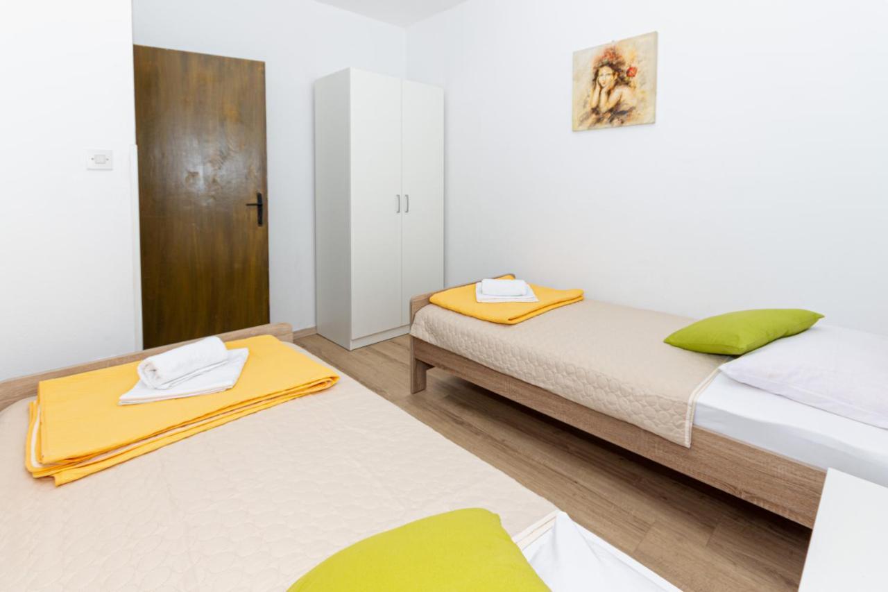 Apartment Plemic Паг Экстерьер фото